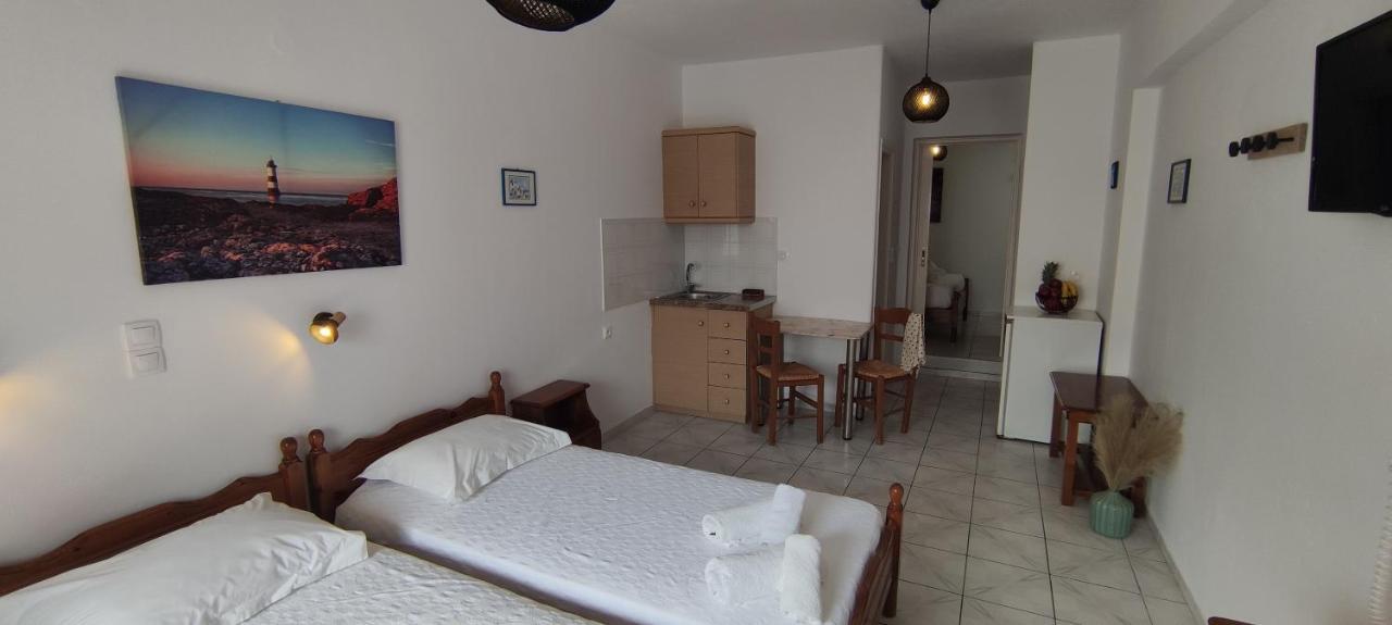 Kapetanos Rooms Naxos City Exterior foto
