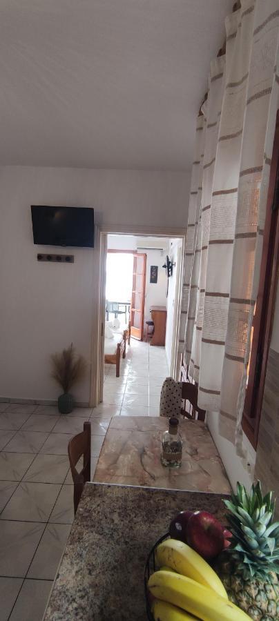 Kapetanos Rooms Naxos City Exterior foto