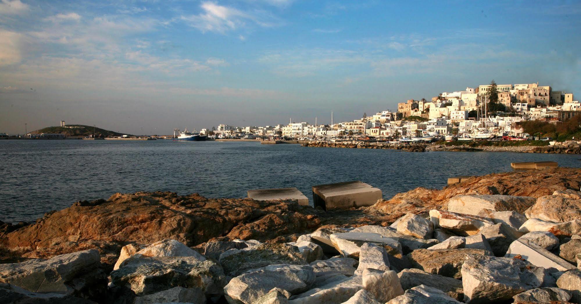 Kapetanos Rooms Naxos City Exterior foto